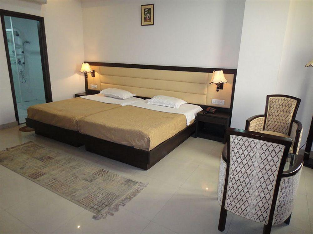 Orange Resort Baddi Εξωτερικό φωτογραφία